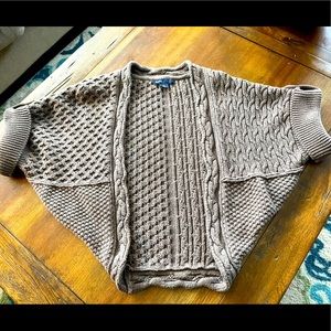 Gap sweater shawl girls sz10